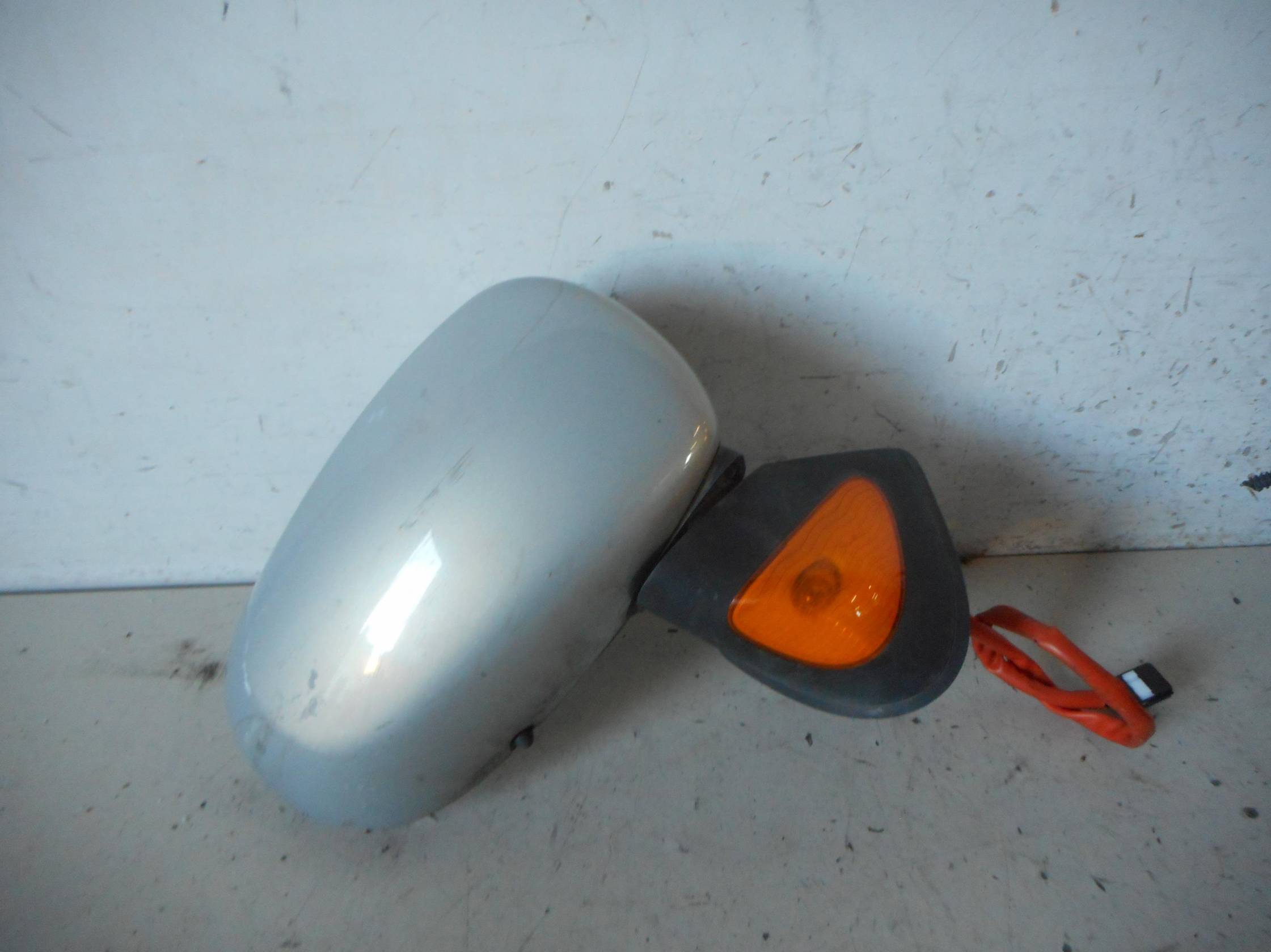 Retrovisore est. regolaz. elettr. dx.